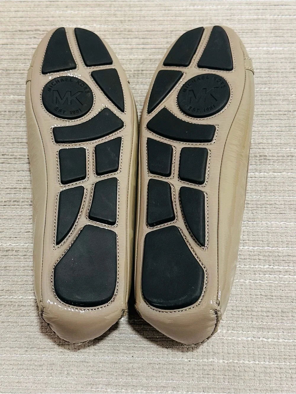 MICHAEL KORS Fulton Silver Glitter  Leather MK Logo Moccasins I Love Shoes 9M